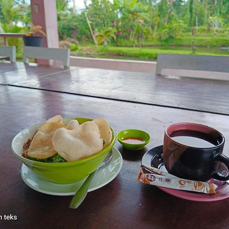 Talaga Tomohon Home Stay And Fishing Pond Exterior foto