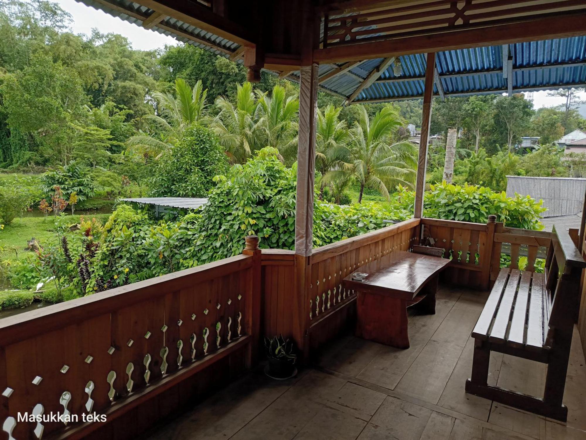 Talaga Tomohon Home Stay And Fishing Pond Exterior foto